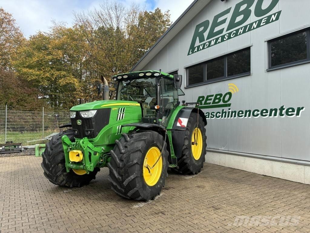 John Deere 6215R Traktorok