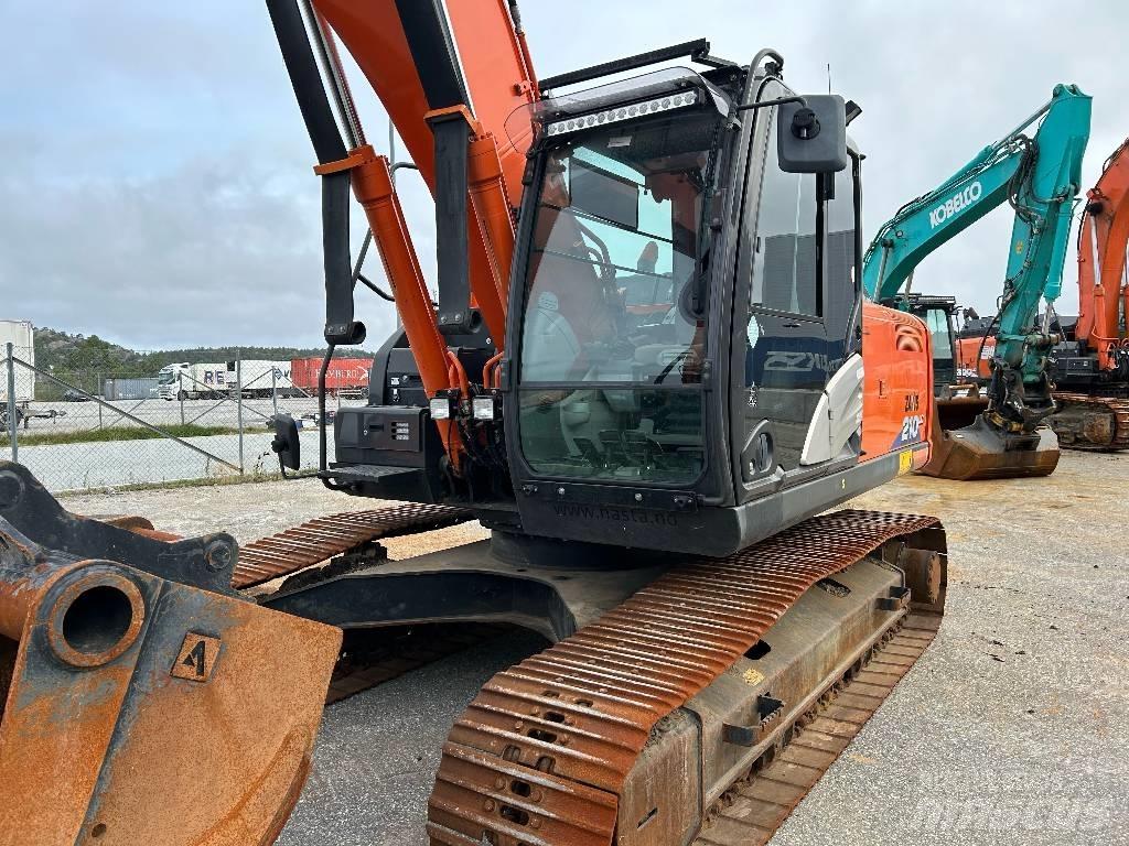 Hitachi ZX 210 LC-6 Lánctalpas kotrók