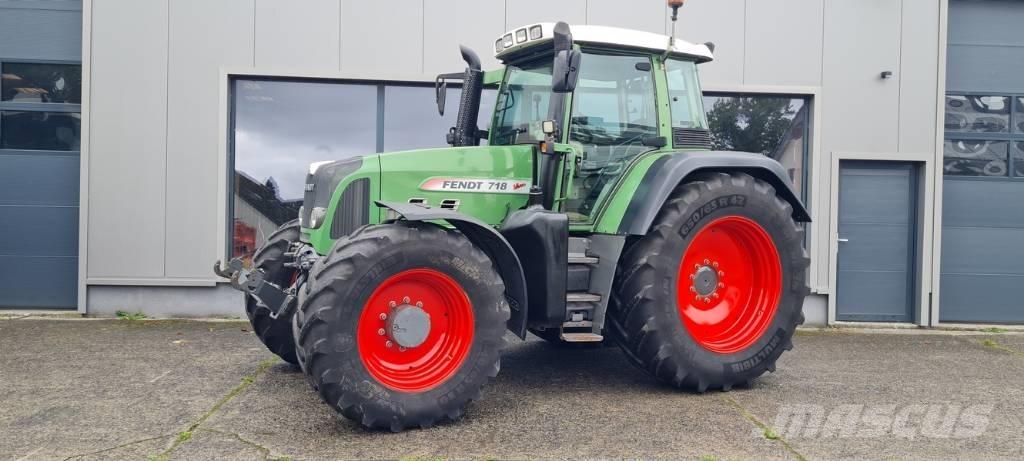 Fendt 718 Vario TMS Traktorok