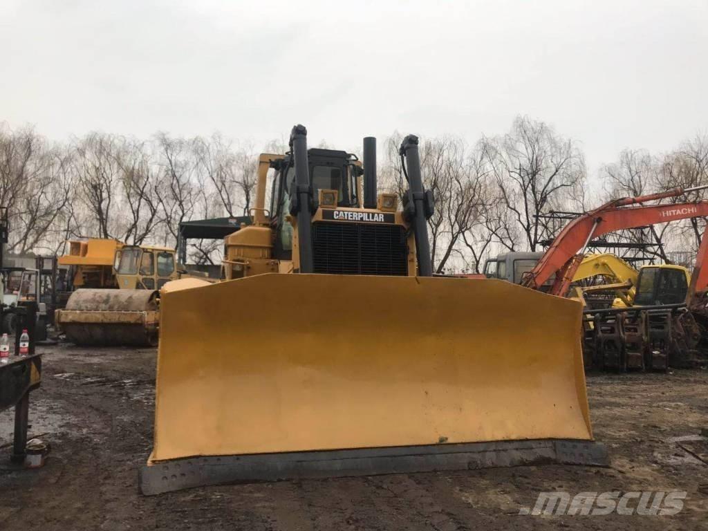CAT D 8 N lánctalpas dózerek