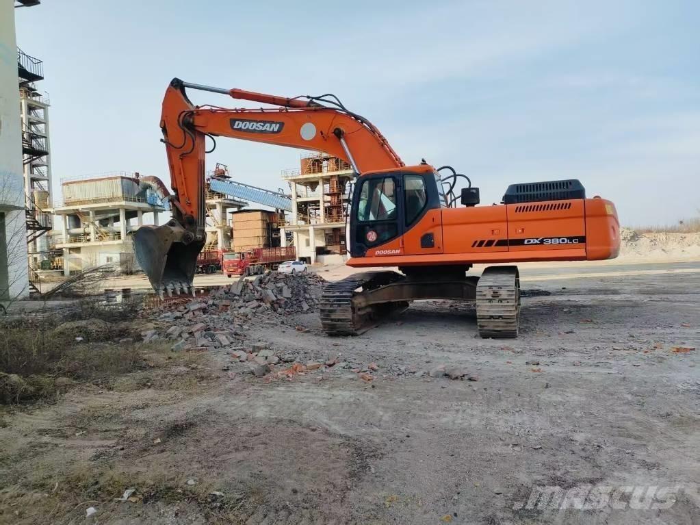Doosan DX 380 LC Lánctalpas kotrók
