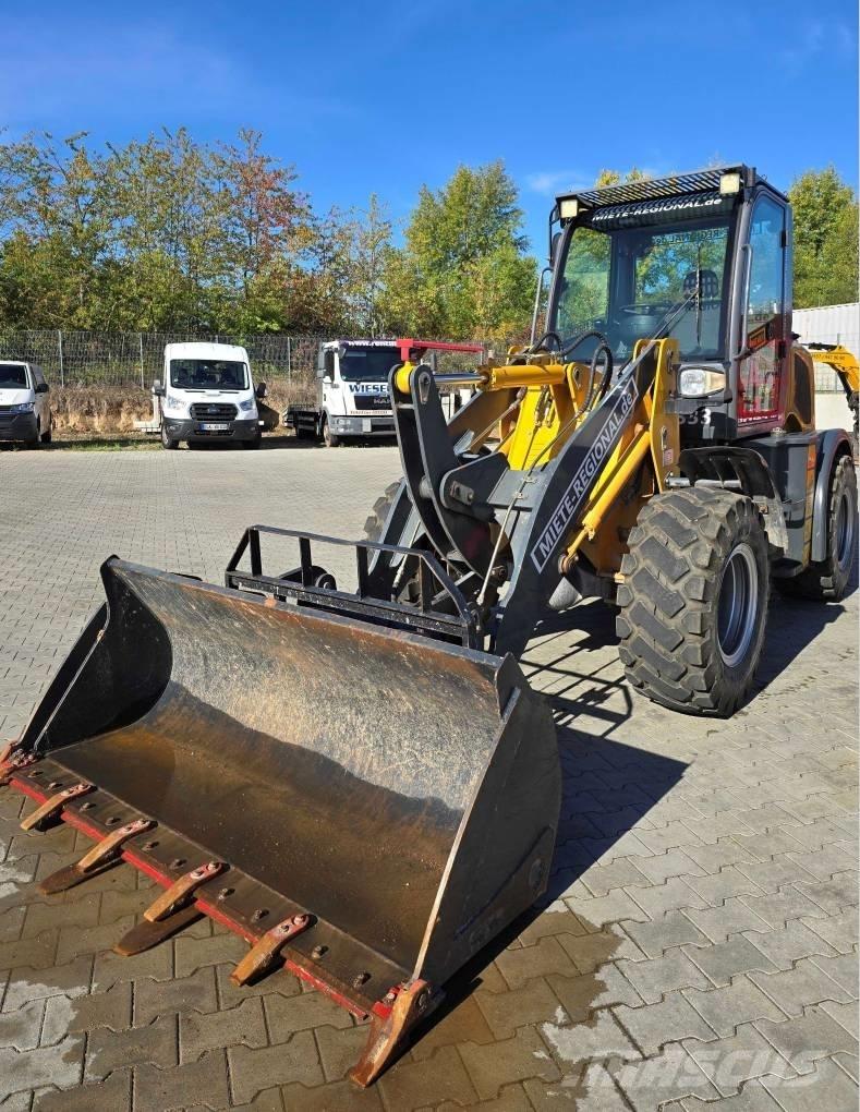 Hytec ZL20 G Gumikerekes homlokrakodók