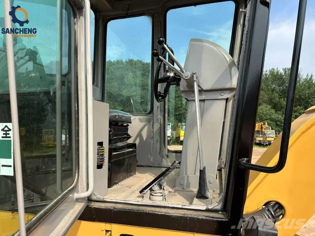 CAT 140K Gréderek