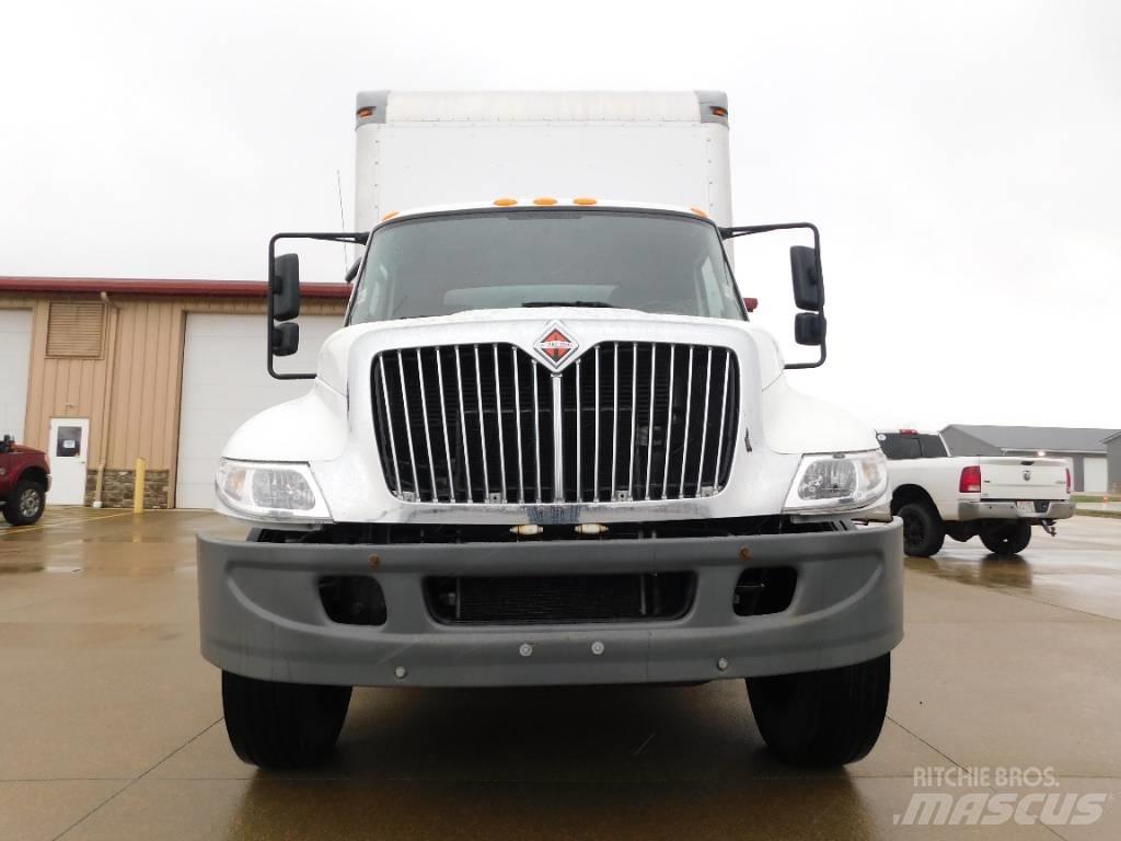 International 4300 Konténer keretes / Konténeres teherautók