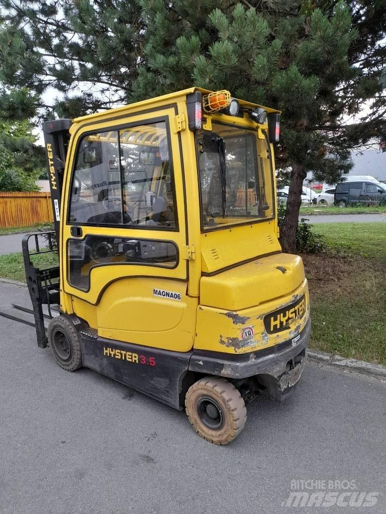 Hyster J3.5XN Elektromos targoncák