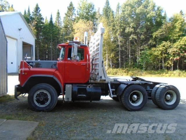Mack RB 688 S Nyergesvontatók