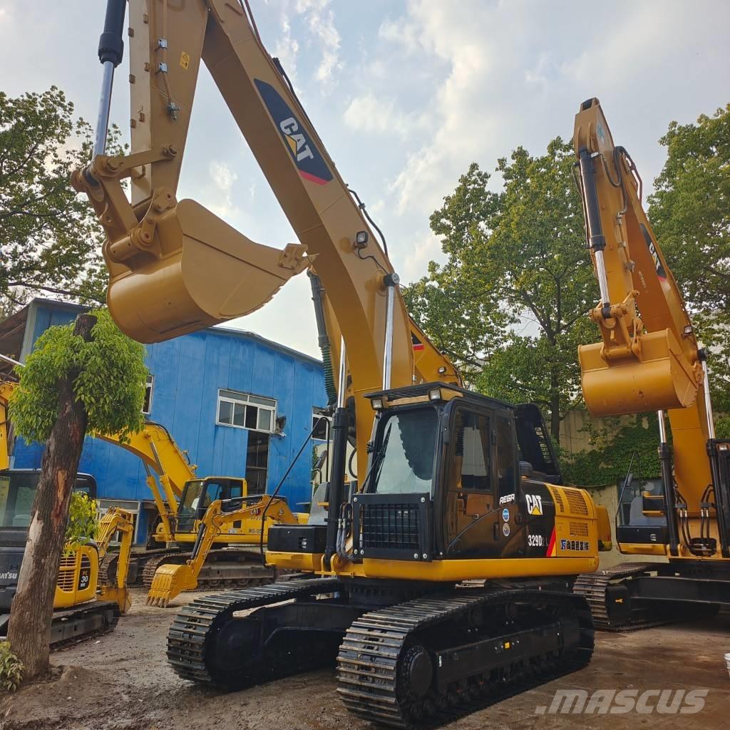 CAT 329 D2L Lánctalpas kotrók