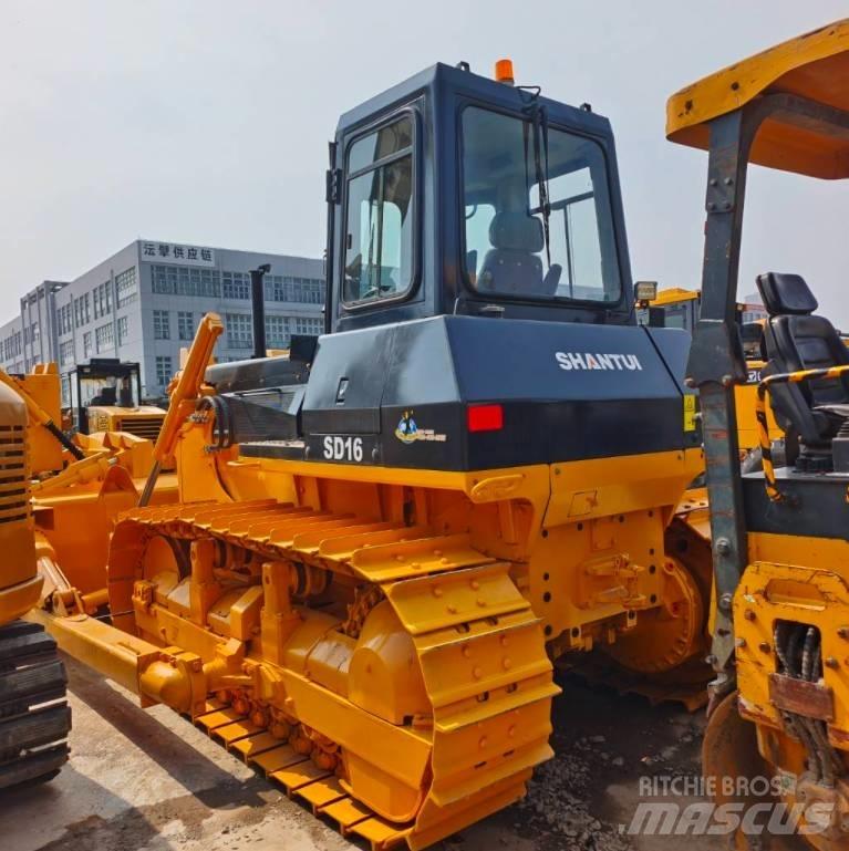 Shantui SD 16 lánctalpas dózerek