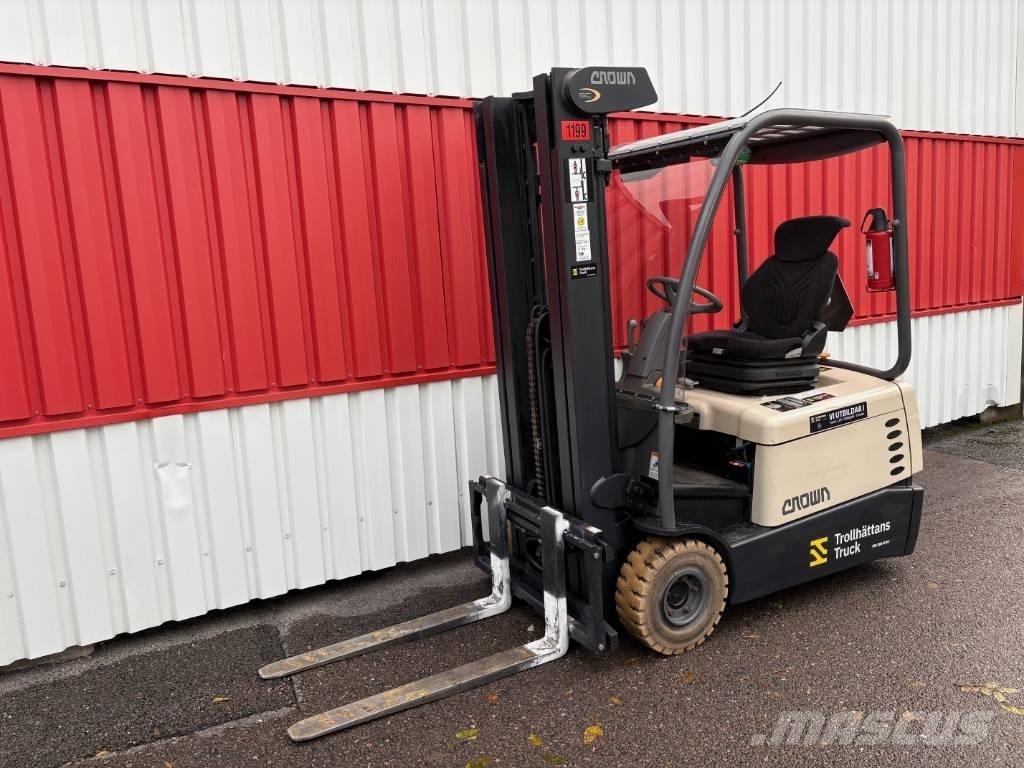 Crown SC3220 Elektromos targoncák