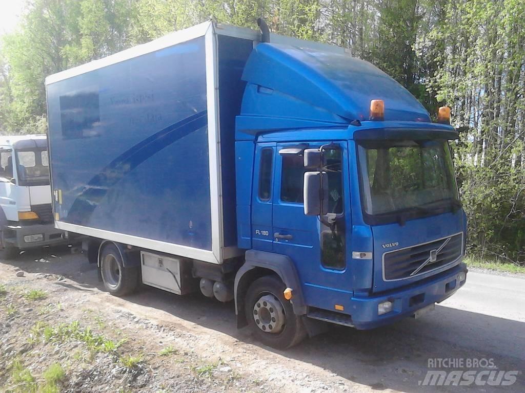 Volvo FL 220 Dobozos teherautók
