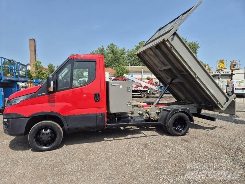 Iveco 35C13 - Tipper Billenő teherautók
