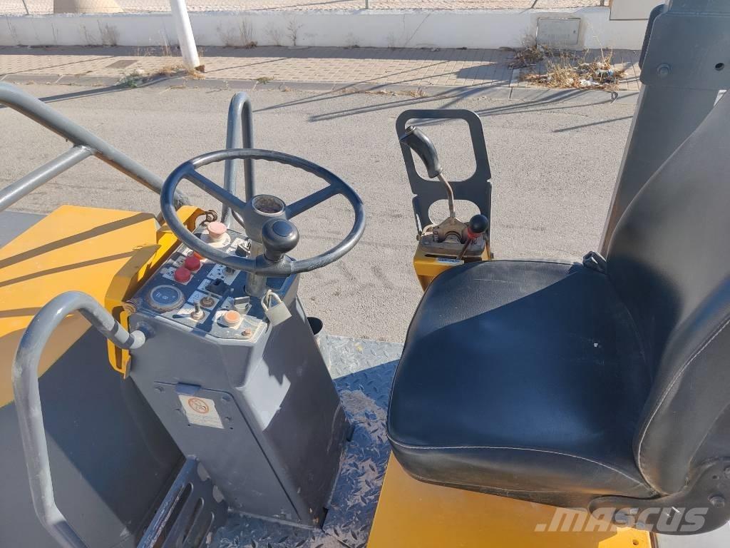 Bomag BW 120 Ikerdobos hengerek