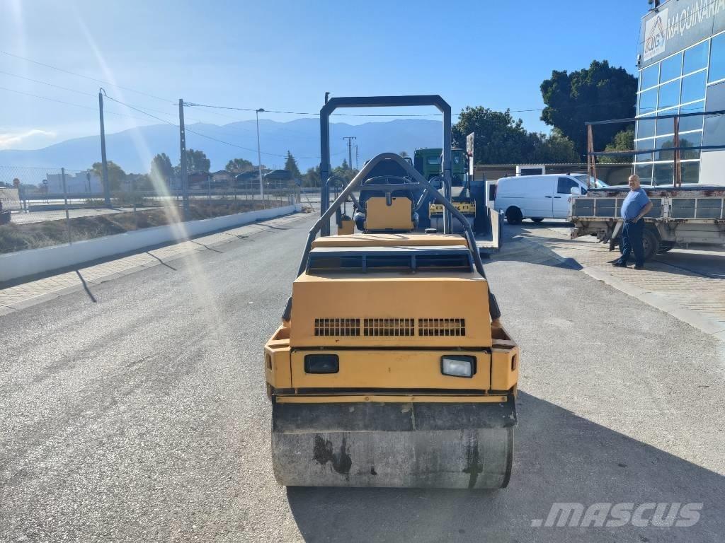 Bomag BW 120 Ikerdobos hengerek