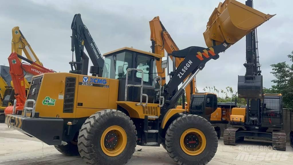 XCMG ZL 50 GN Gumikerekes homlokrakodók