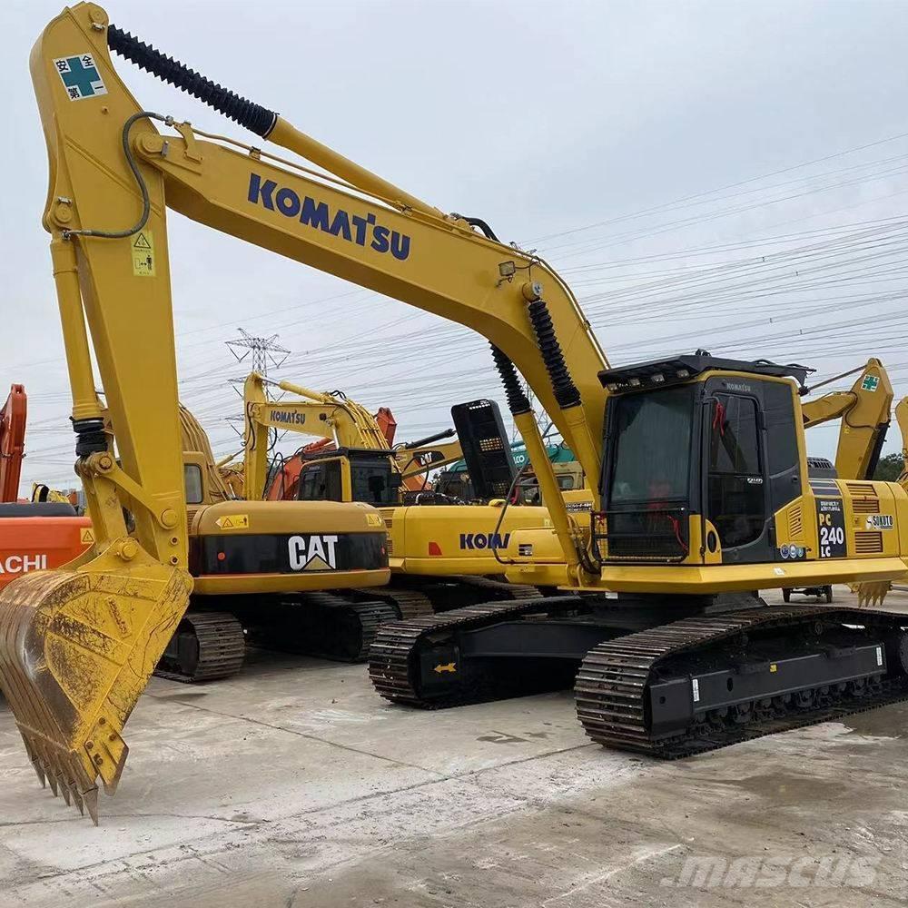 Komatsu PC 240 Lánctalpas kotrók