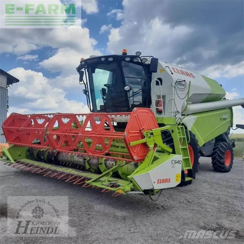 CLAAS tucano 440 Kombájnok
