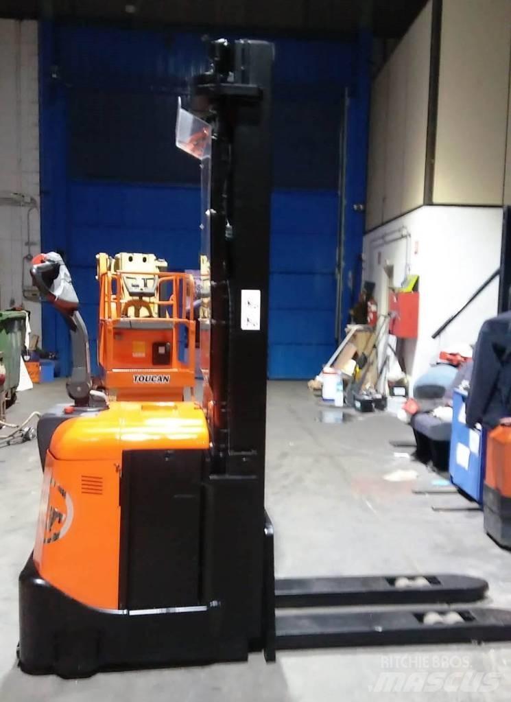 BT SPE 160 Gyalogkíséretű targonca