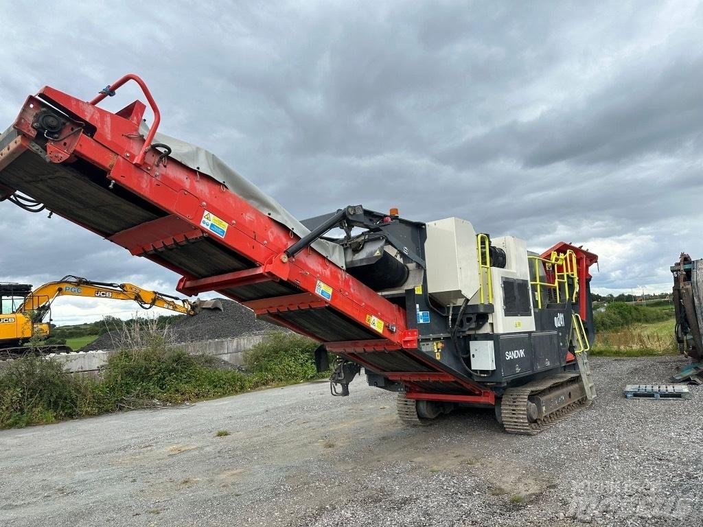 Sandvik QJ 241 Mobil törőgépek