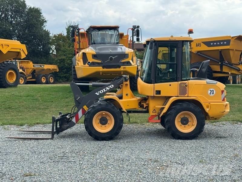 Volvo L 35 G Gumikerekes homlokrakodók