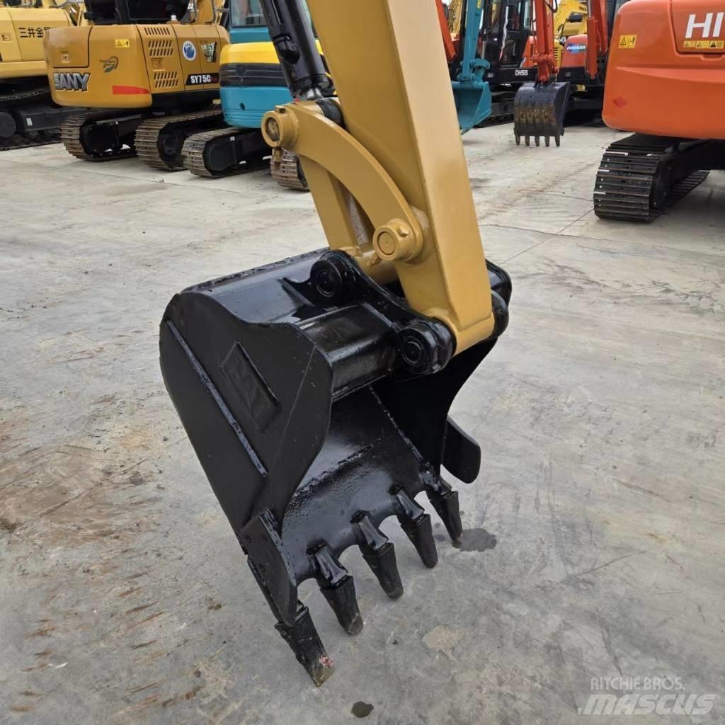 CAT 305.5E2 Mini kotrók < 7t