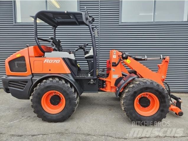 Kubota R 070 Gumikerekes homlokrakodók