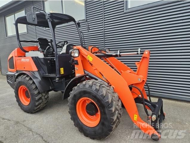 Kubota R 070 Gumikerekes homlokrakodók