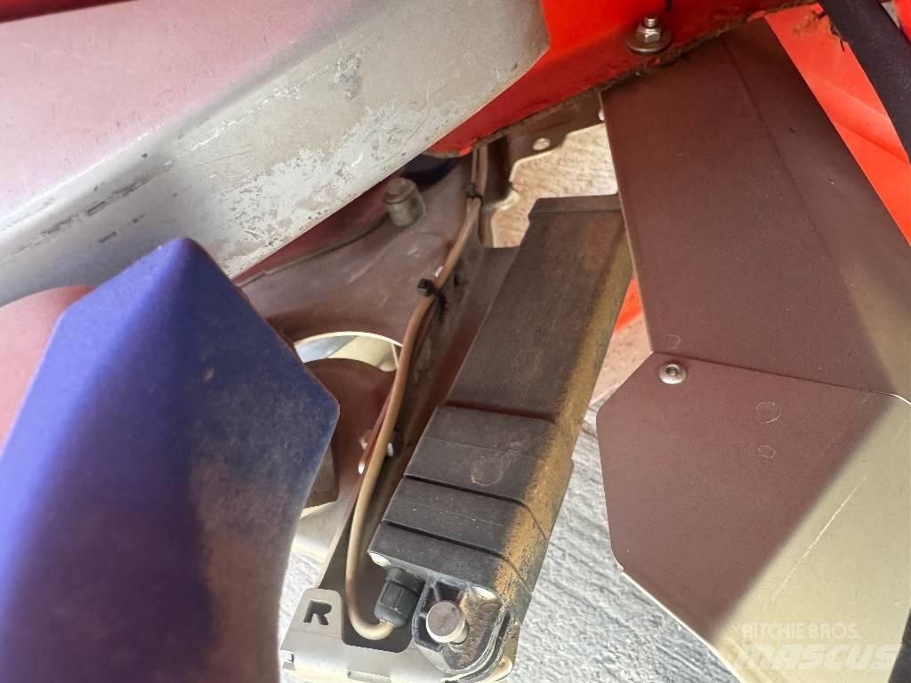 Kuhn Axis 30.1 W Műtrágyaszórók