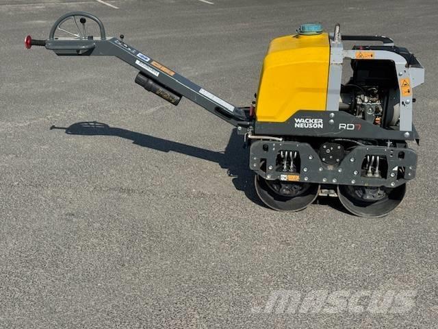 Wacker Neuson RD 7 Ikerdobos hengerek
