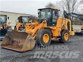 Hyundai HL 955 Gumikerekes homlokrakodók