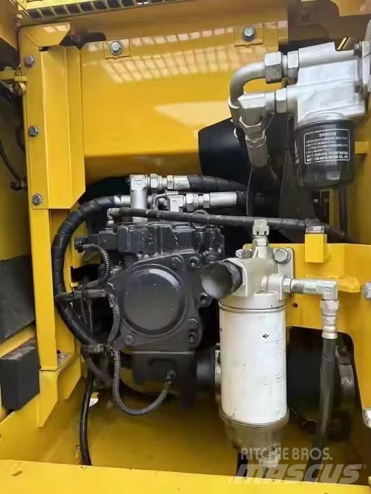 Komatsu PC 120 Lánctalpas kotrók