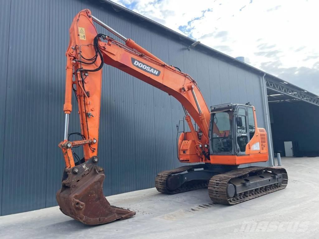 Doosan DX235LCR Lánctalpas kotrók