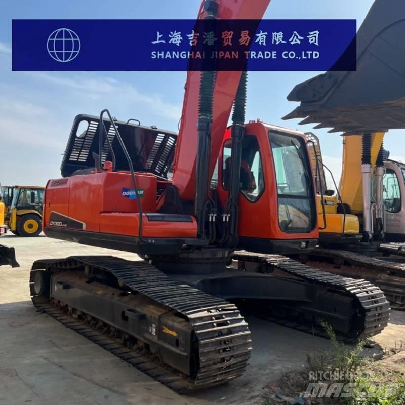 Doosan DX 300 Lánctalpas kotrók