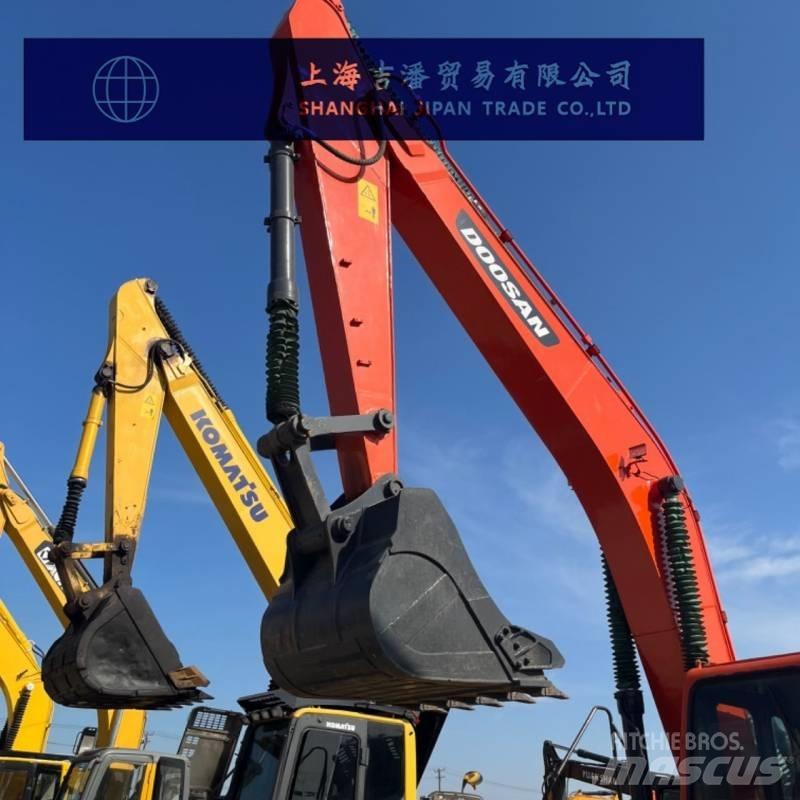 Doosan DX 300 Lánctalpas kotrók