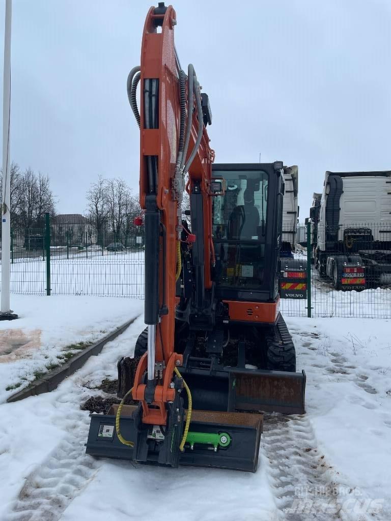 Hitachi ZX 38 U-6 Mini kotrók < 7t