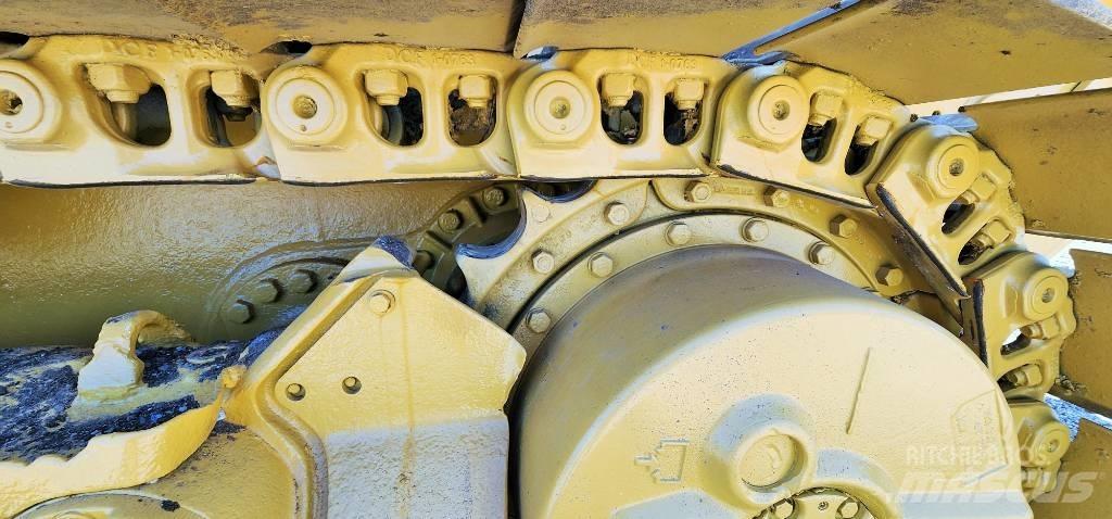 CAT 963 C Lánctalpas homlokrakodók