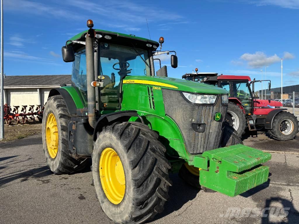 John Deere 7260 R Traktorok