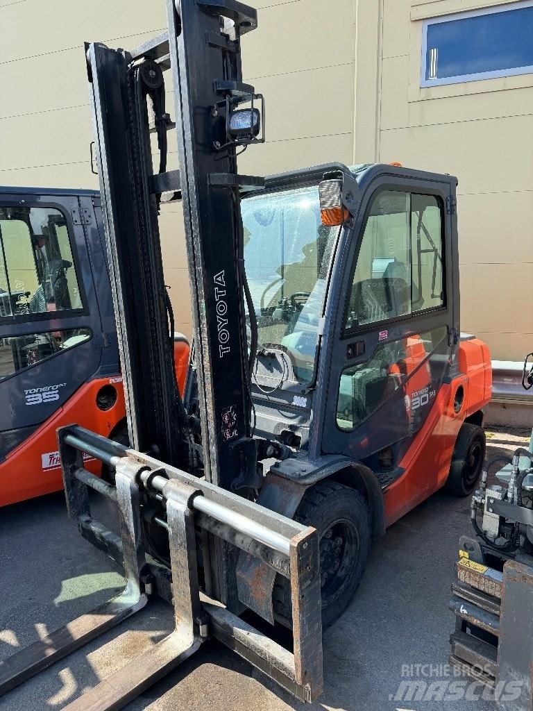 Toyota 02-8FDF30 Dízel targoncák