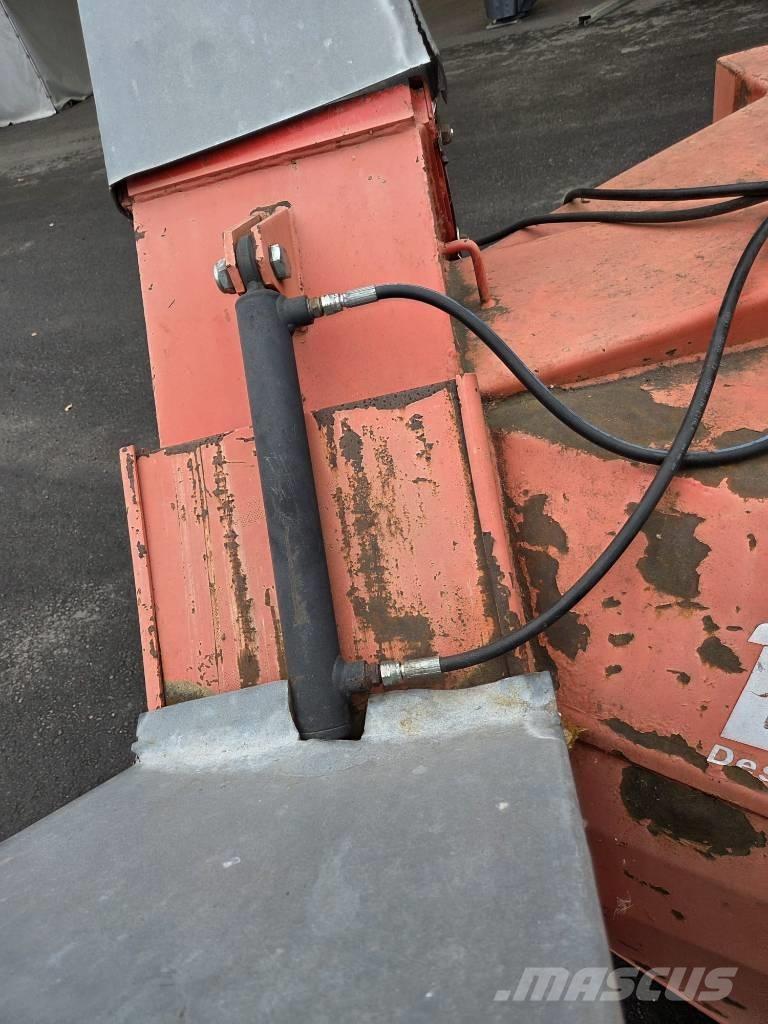 Esko LL 312 Hómarók