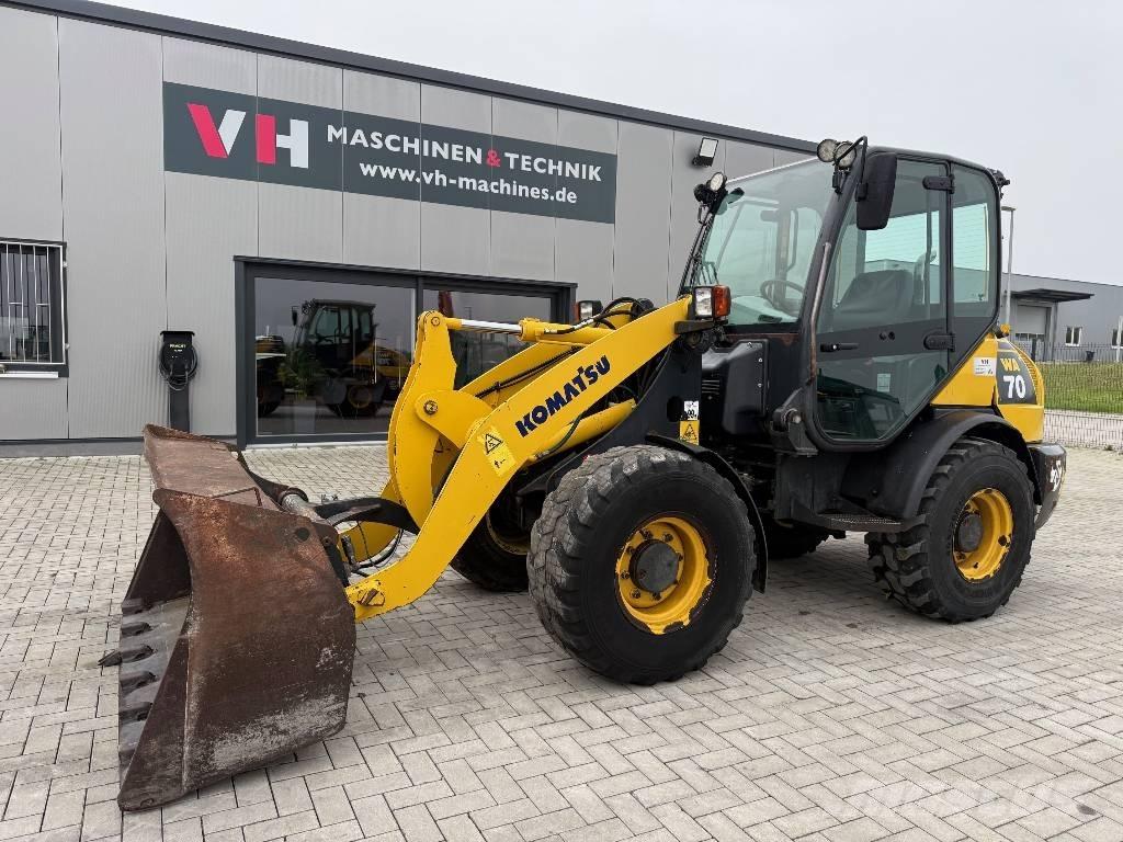 Komatsu WA 70-5 Gumikerekes homlokrakodók