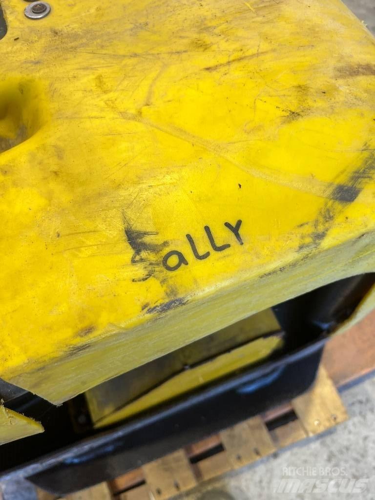 Atlas Copco LG 300 Talajtömörítő gépek