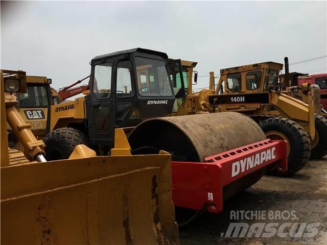 Dynapac CA251D Egydobos hengerek
