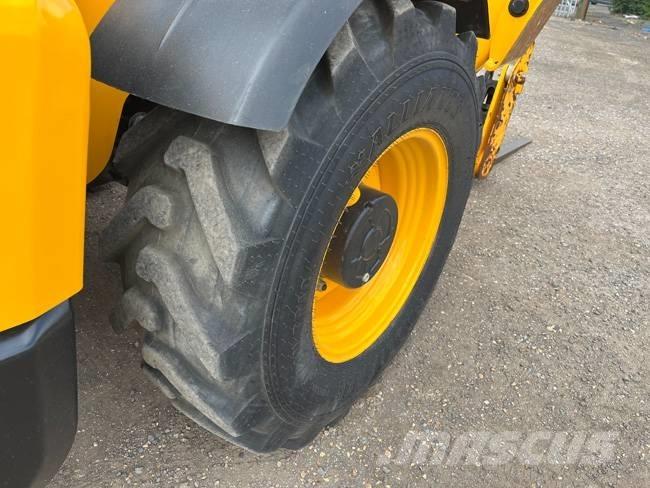 JCB 540-140 Teleszkópos rakodók