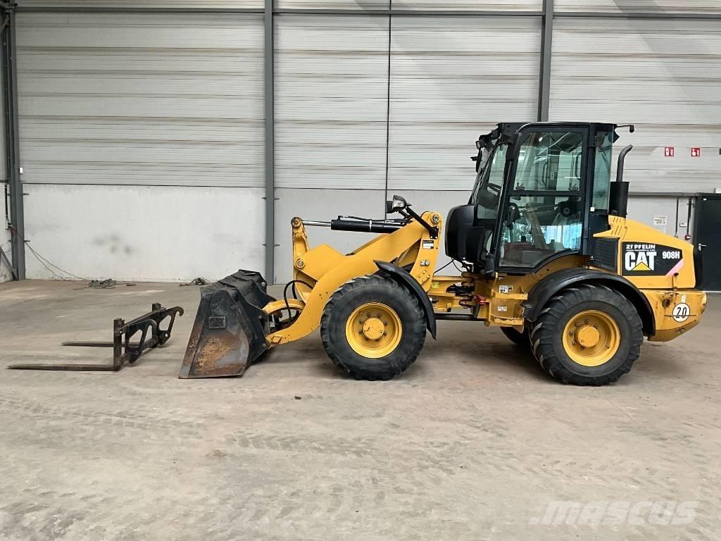CAT 908 H Gumikerekes homlokrakodók