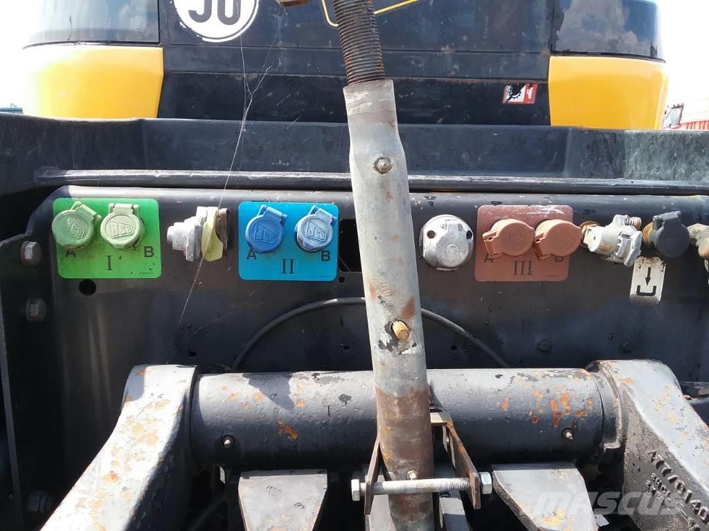 JCB Fastrac 2115 Traktorok