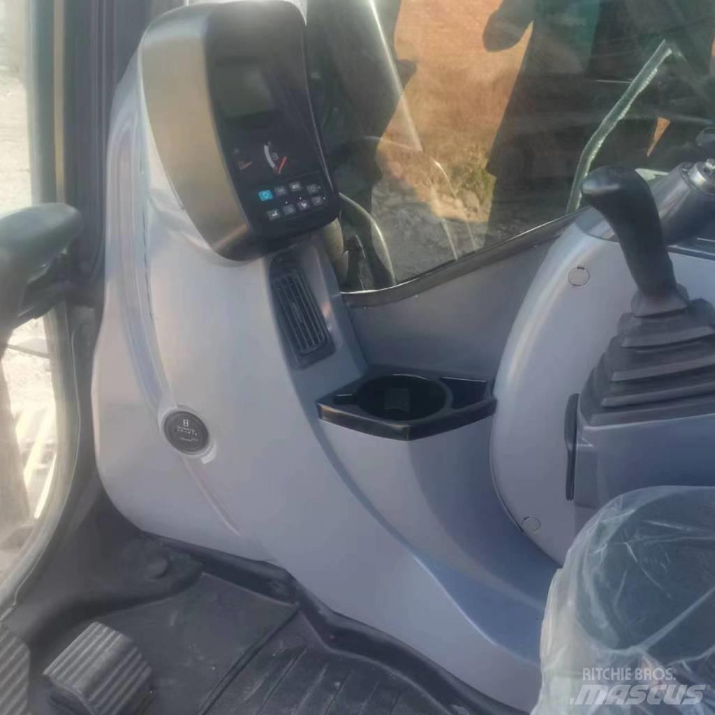Kobelco 200 Lánctalpas kotrók
