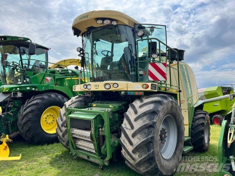 Krone Big X 700 Önjáró szecskázók