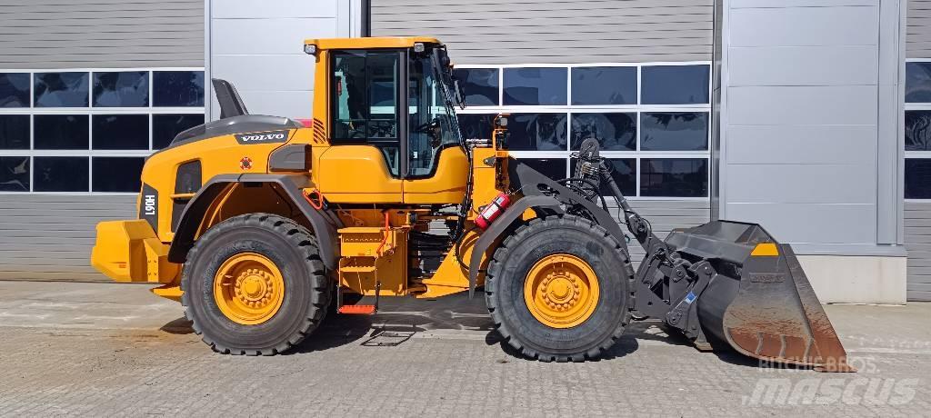 Volvo L 90 H Gumikerekes homlokrakodók