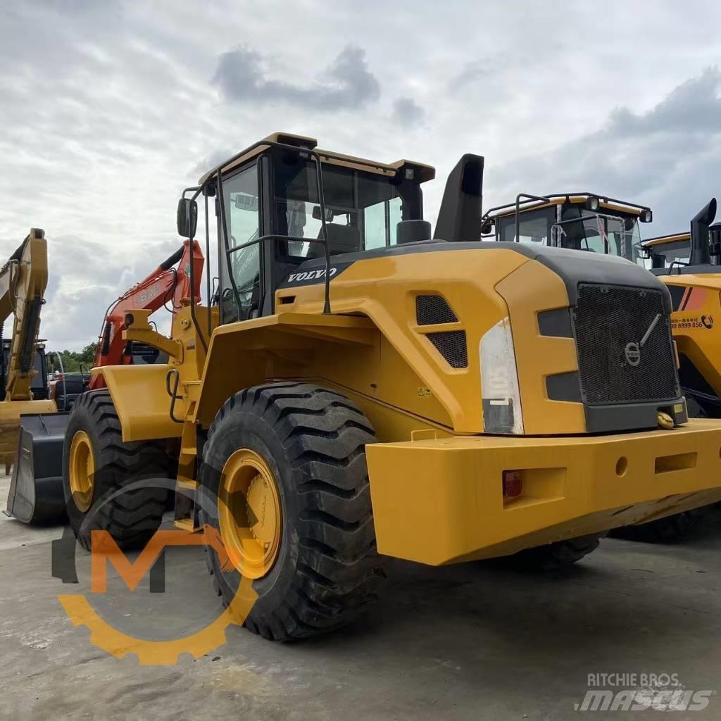 Volvo L 105 Gumikerekes homlokrakodók