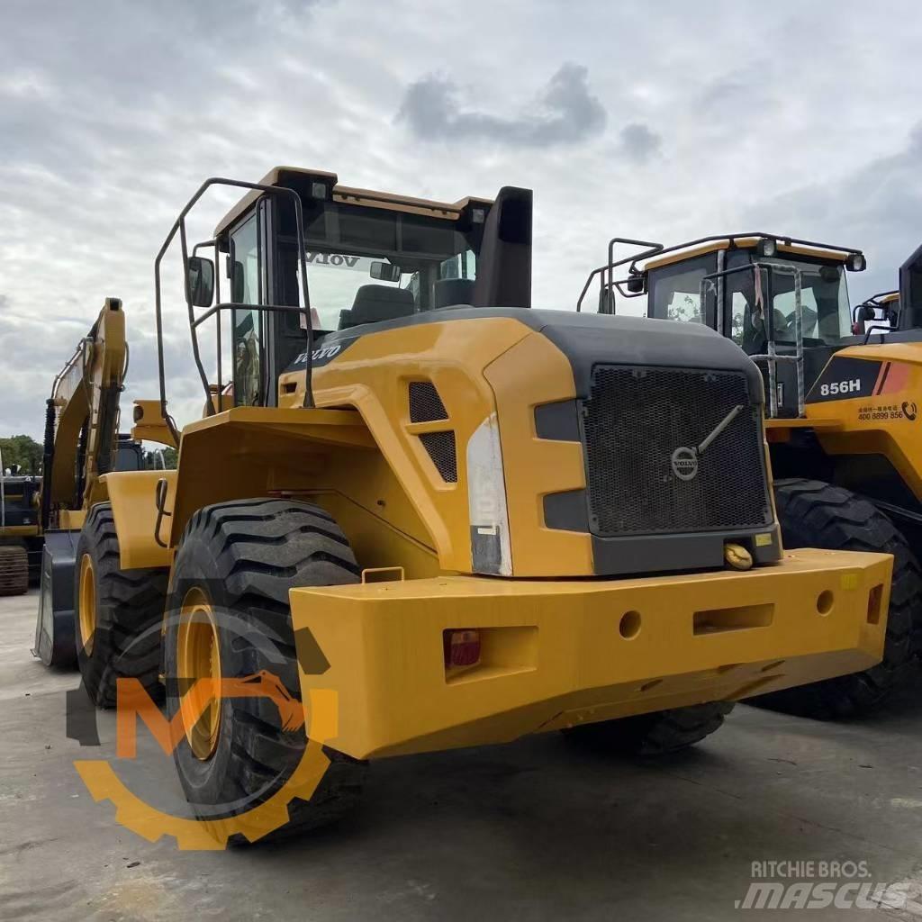 Volvo L 105 Gumikerekes homlokrakodók