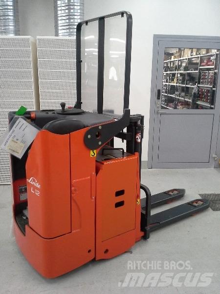 Linde L12LS-03 Elektromos gyalogkíséretű targoncák